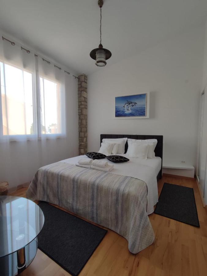 Apartment Sandrica Stomorska Buitenkant foto